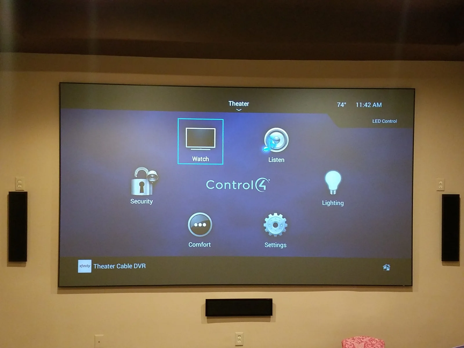 Smart Home Control in Houston: What Makes a System Easy to Use?