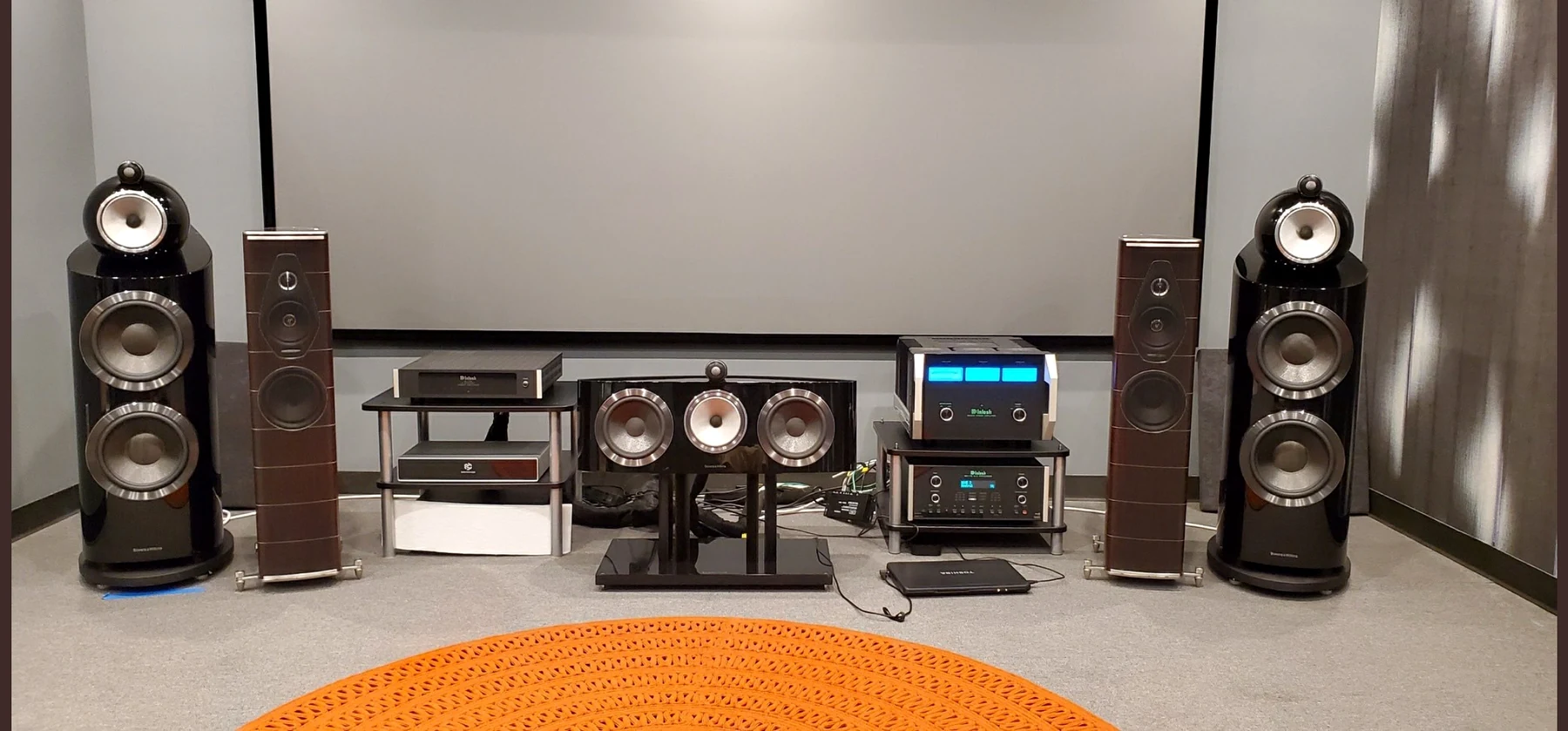 Smart home control and TV mounting support in Houston